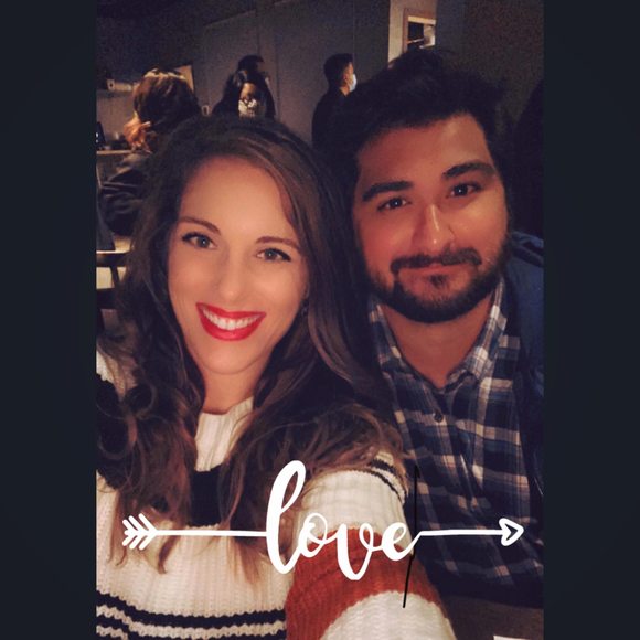 Meet your Posher, Tori - Picture 2 of 7